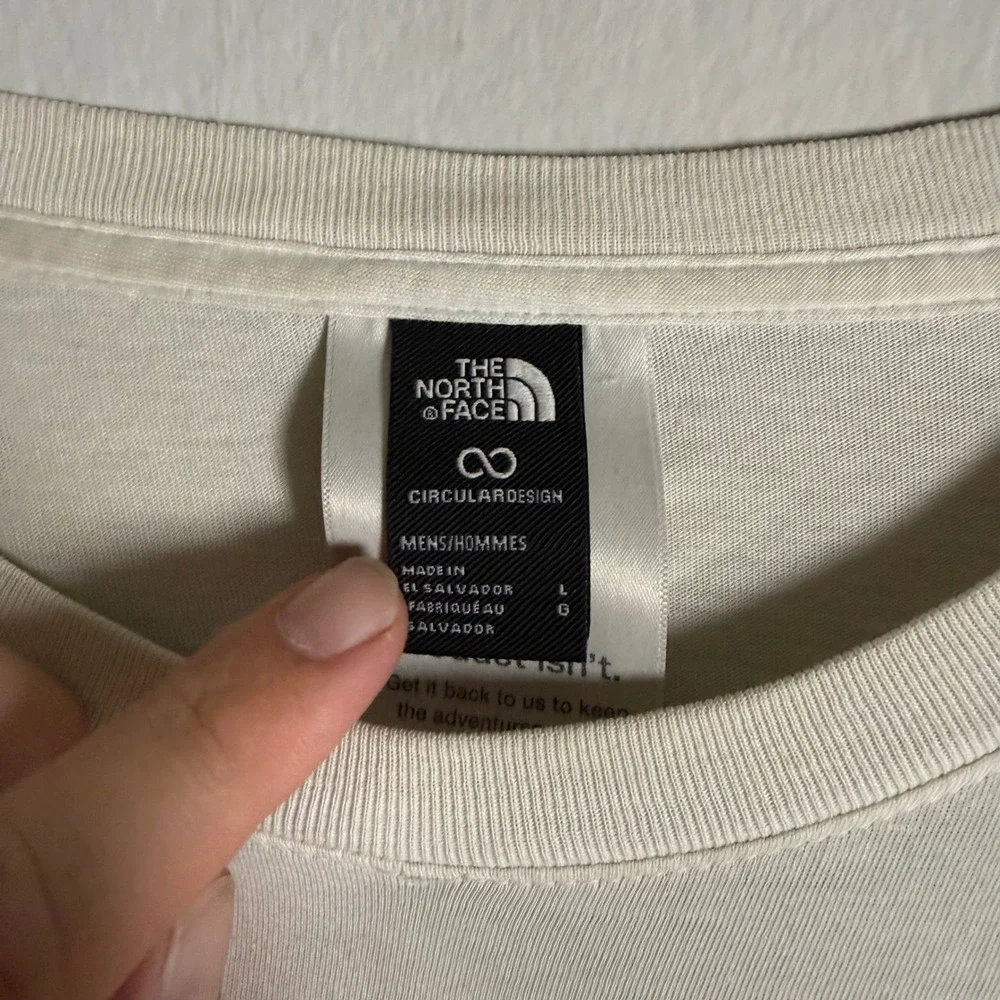 The North Face Mens Circular Design Long Sleeve Graphic T-Shirt Off-White Large